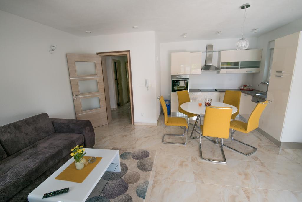 Villa Ljubica Vodice Luaran gambar